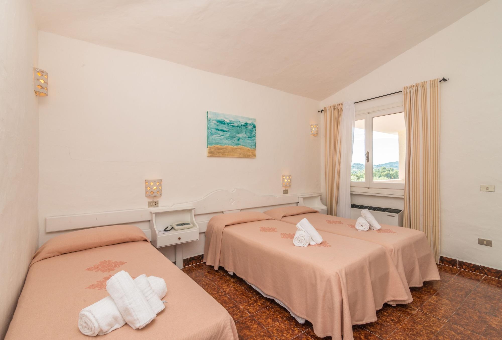Hotel 3 Botti Baja Sardinia Eksteriør billede