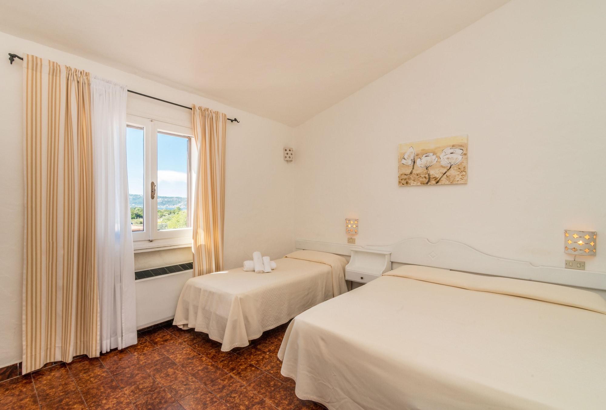 Hotel 3 Botti Baja Sardinia Eksteriør billede