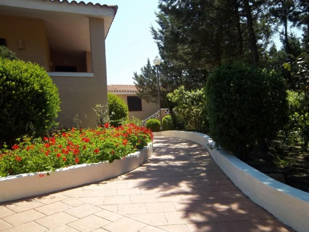 Hotel 3 Botti Baja Sardinia Eksteriør billede