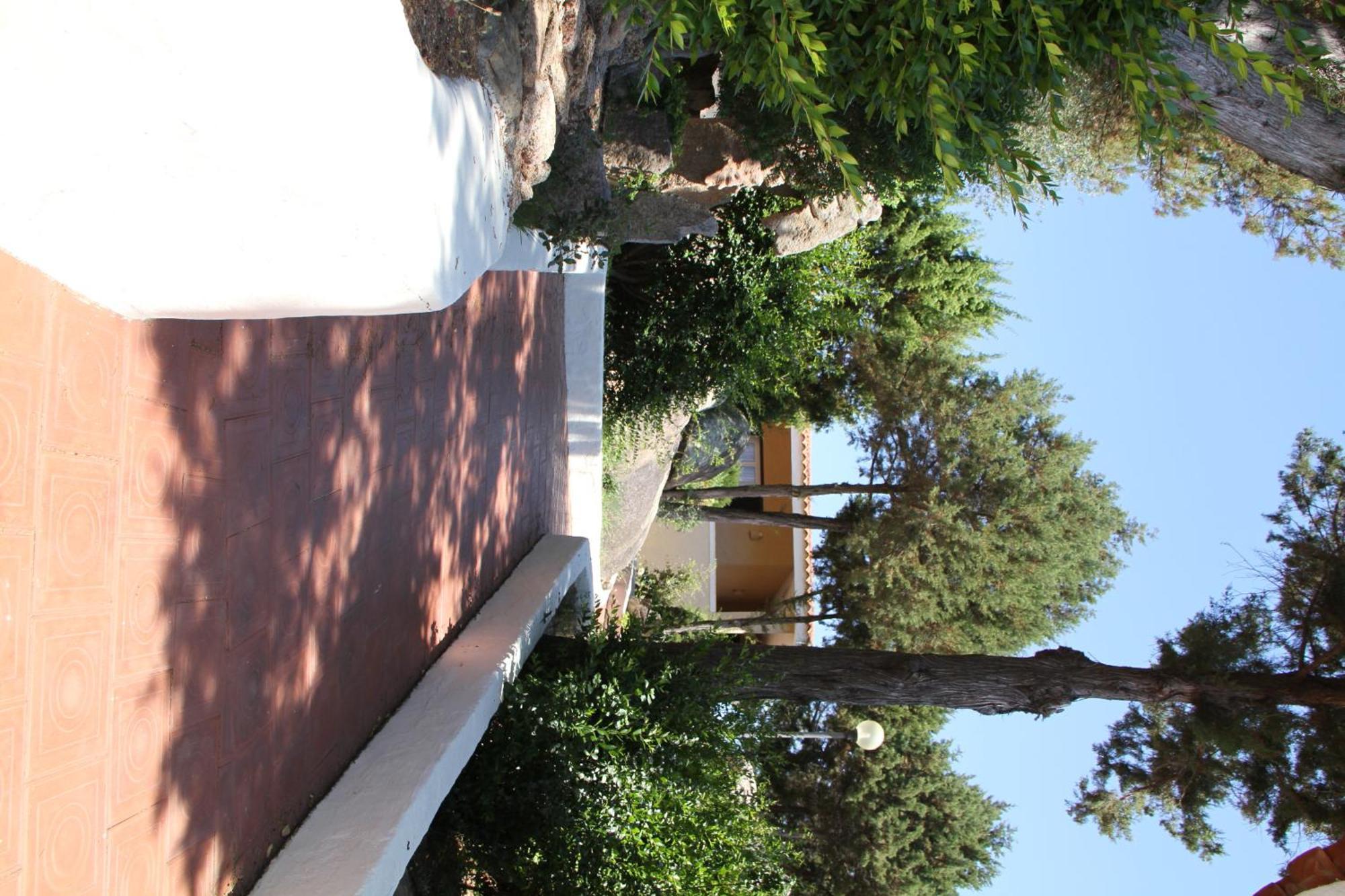 Hotel 3 Botti Baja Sardinia Eksteriør billede