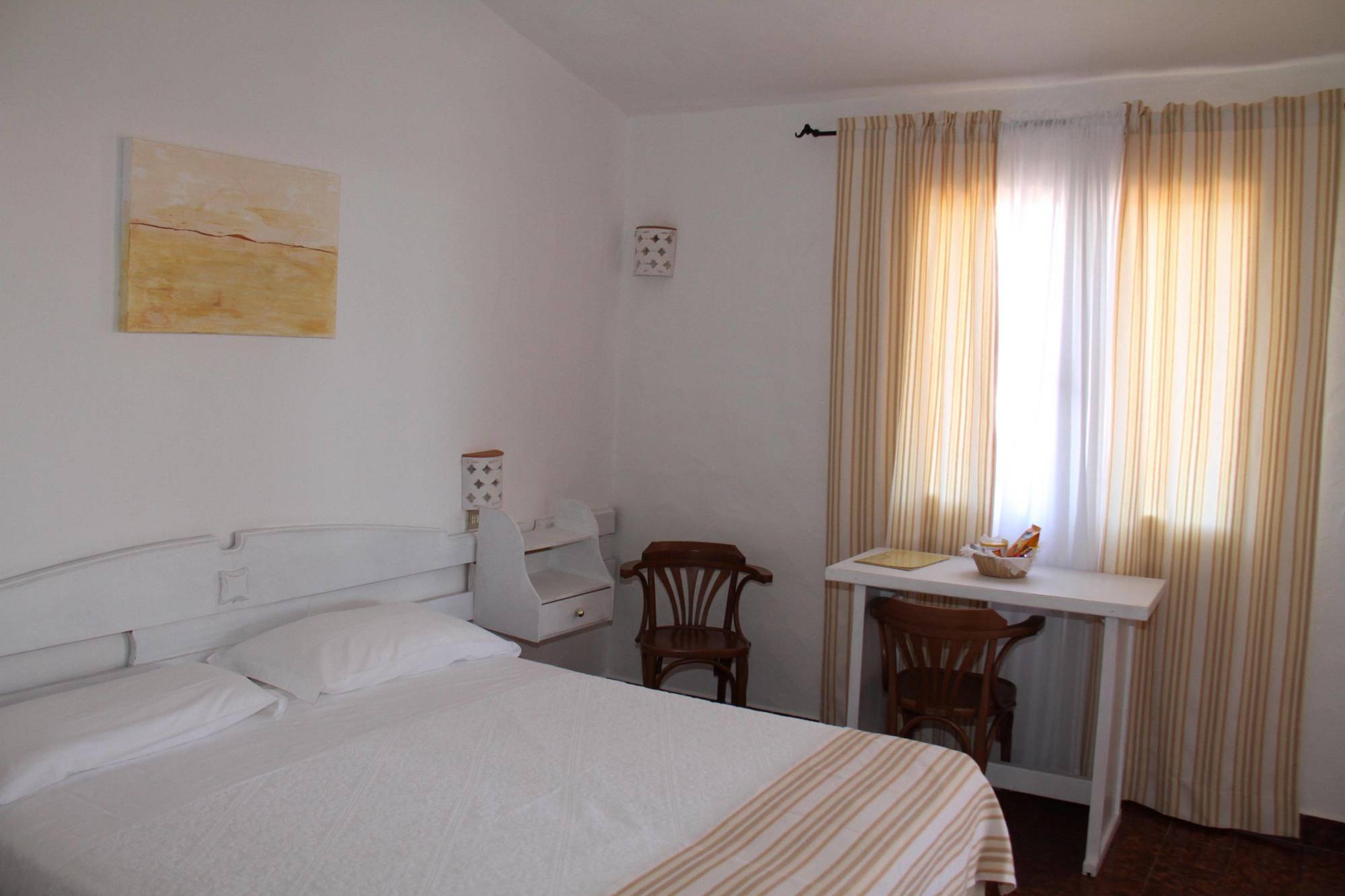 Hotel 3 Botti Baja Sardinia Eksteriør billede
