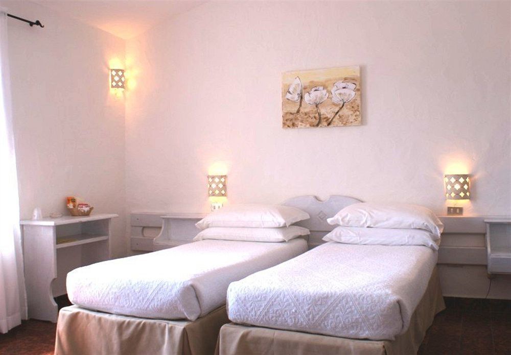 Hotel 3 Botti Baja Sardinia Eksteriør billede