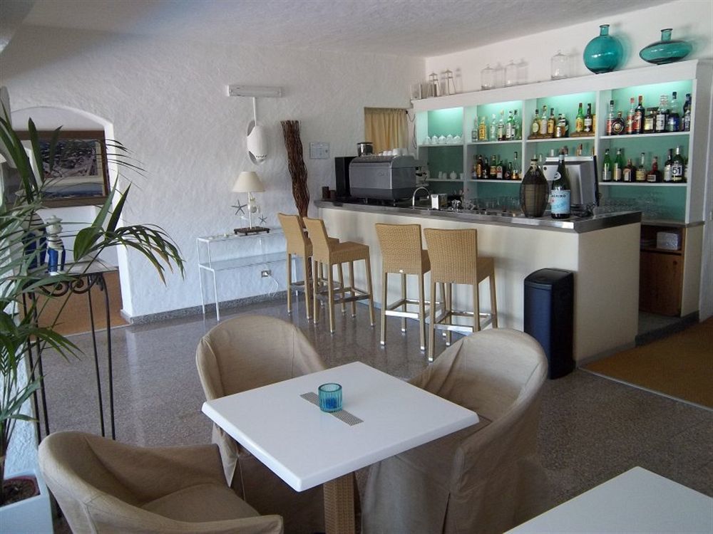 Hotel 3 Botti Baja Sardinia Eksteriør billede